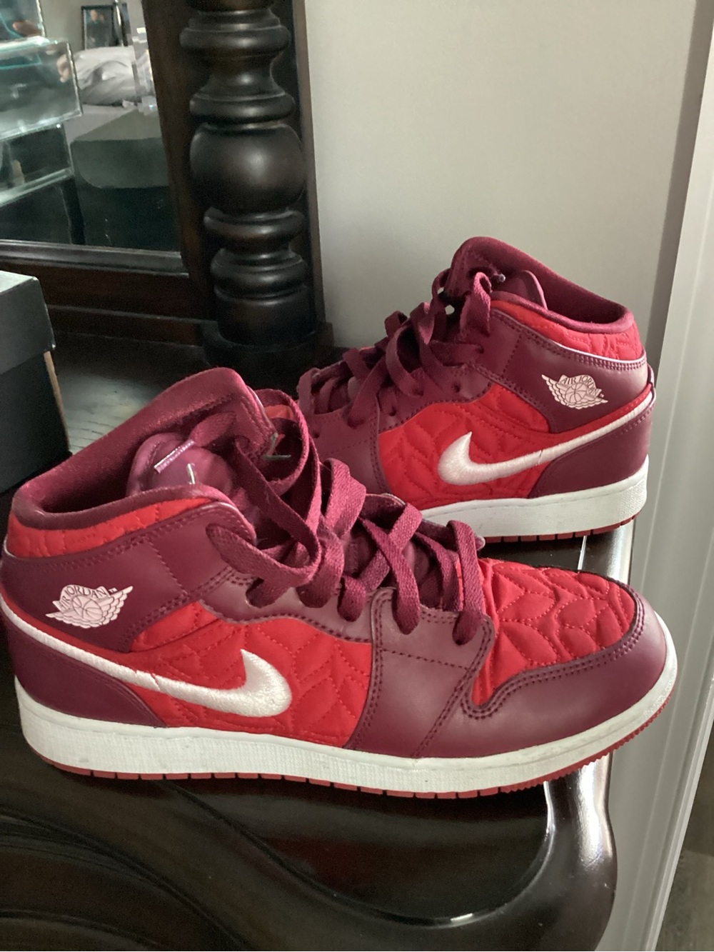 Nike Kids Mid-Top Sneakers in Red and Burgundy